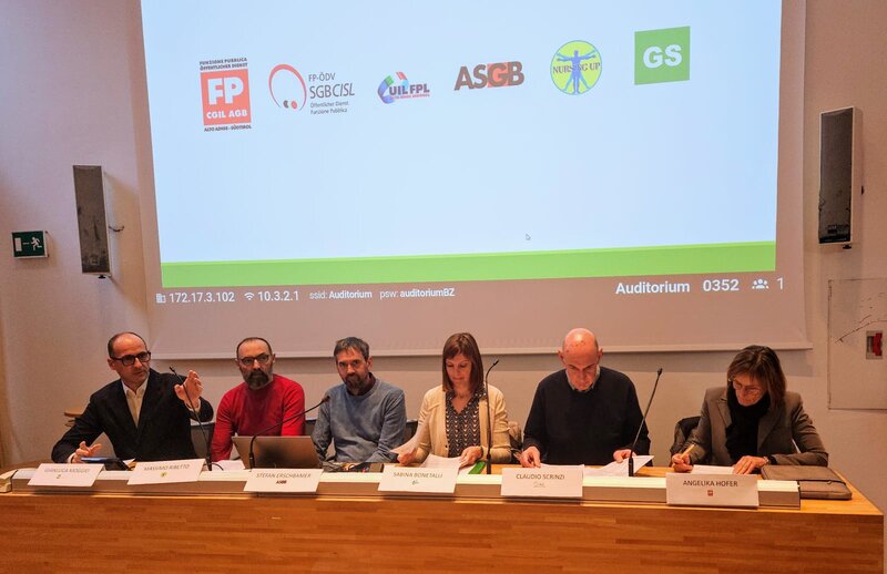 Urgente adeguare gli stipendi 